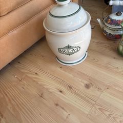 bread bin
