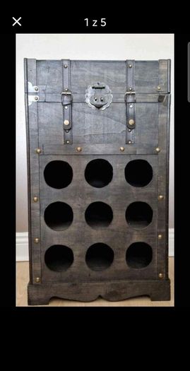 Wine cabinet