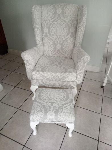Queen Ann Chair