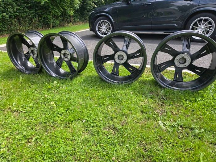 Genuine Volvo Xc90 22" Alloy Wheels