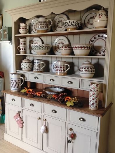 solid kitchen dresser delivery arranged