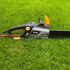 Titan Ttl758chn-a 2000w 230-240v Electric 40cm Chainsaw