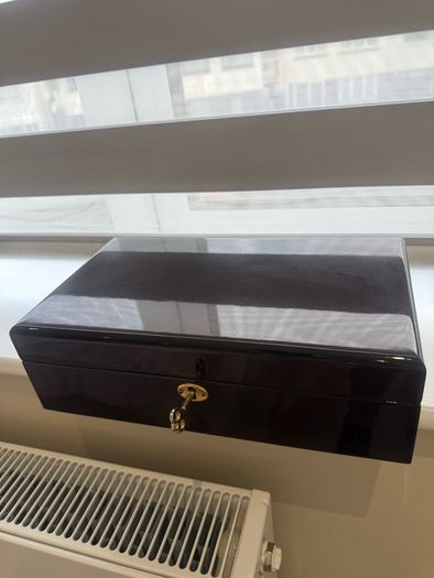 jewlery box Solid Wood