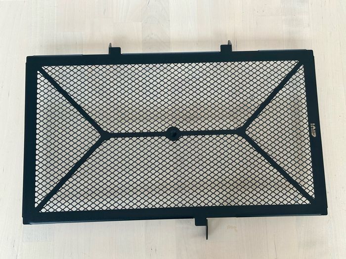 Honda NT1100 GIVI Radiator Guard, New.