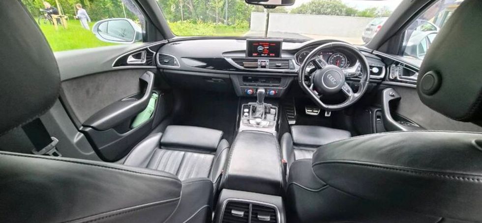 Audi A6 black Edition S line Ultra automatic