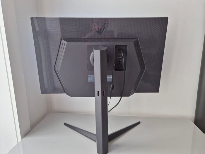 Monitor LG Ultragear 27 - 1440p 2k IPS