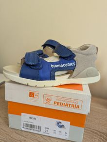 Kids sandals Biomechanics
