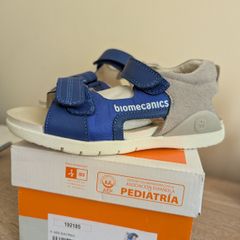 Kids sandals Biomechanics