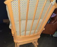 Nursing Chair for Sale Very Good Condition