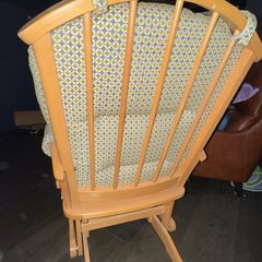 Nursing Chair for Sale Very Good Condition