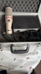 AKG Solidtube