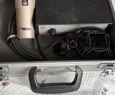 AKG Solidtube