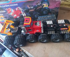 Vintage 80s Monster Maschine 16-16 Tomy works great with box