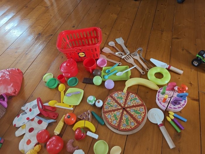 kitchen toy accessories