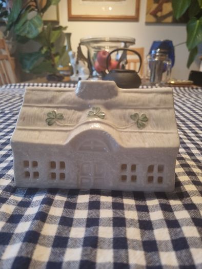 Belleek Irish Cottage