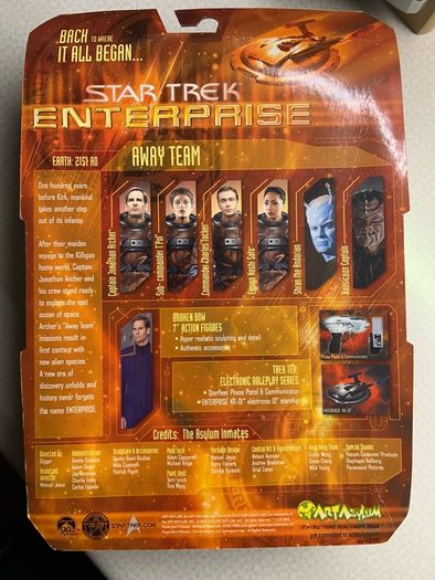 Full set of 6 Star Trek Enterprise Away Team figures by Art Asylum  (Not Star Wars or Hot Toys)