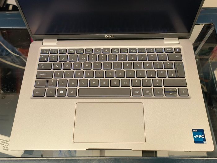 Dell Latitude 5440 14" Intel Core i5-1345U (13th Gen) 16GB 500GB SSD Windows 11 Pro Grey