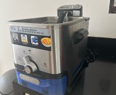 deep fat fryer