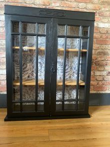 Display cabinet