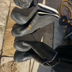 wellingtons
