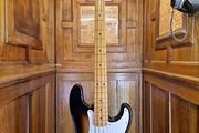 Squier Precision Bass 1982-84