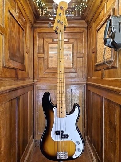 Squier Precision Bass 1982-84