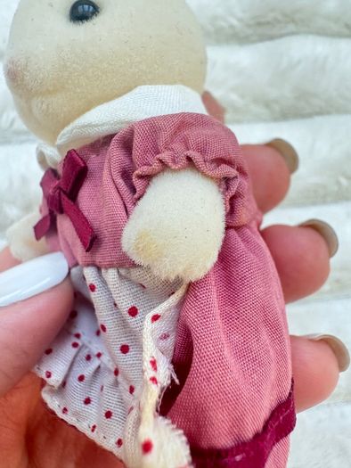 Sylvanian Families Chocolate Mother Figure Vintage 1985 Epoh approx. 9 cm. Dirty Used Please see photos