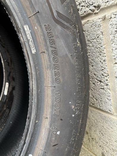 Bridgestone 255/50R20
