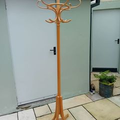 Wooden rotating coat stand