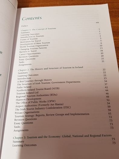 The Welcome Business: Tourism and Travel in Ireland, Glenn Mehta