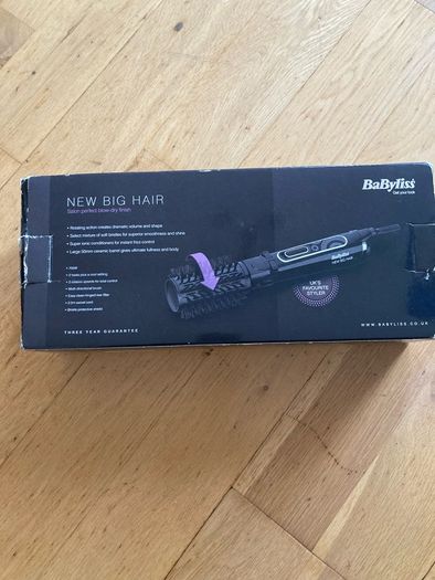Hair dryer/ blow dry finish