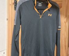 under Armour 1/4 Tech running top