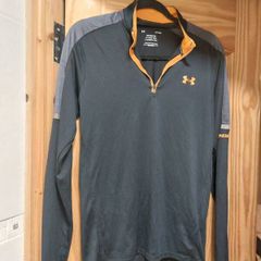 under Armour 1/4 Tech running top