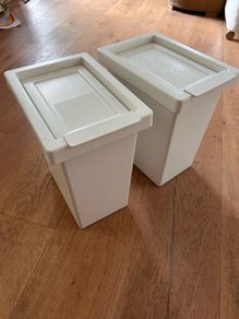 Bathroom bins x2