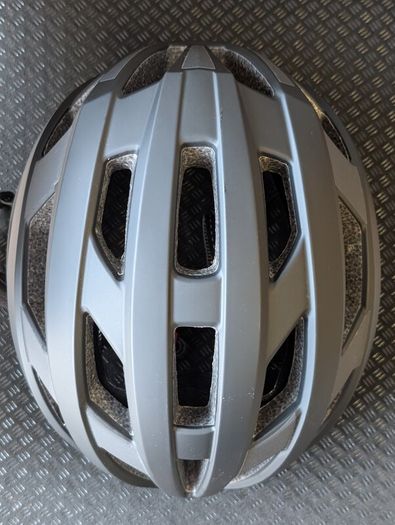 Pinnacle cycle helmet
