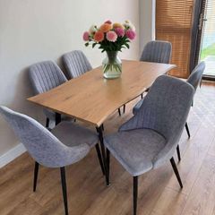 Extendable dining table with chairs on sale