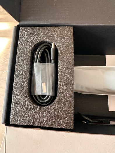 Brand New CZUR Lens 1200 Pro Boxed and brand new