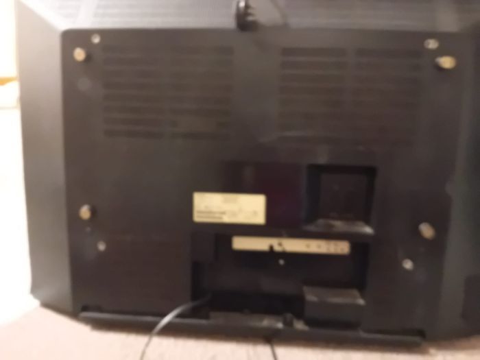 Two Tvs & 150 DVDs