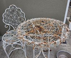 garden table 2 chairs