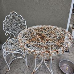 garden table 2 chairs