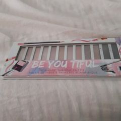 Be You Tiful Eyeshadow  Pallet. In original  packaging.