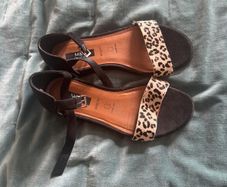sandal
