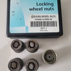 Toyota Lexus Set of Locking Wheel Nuts