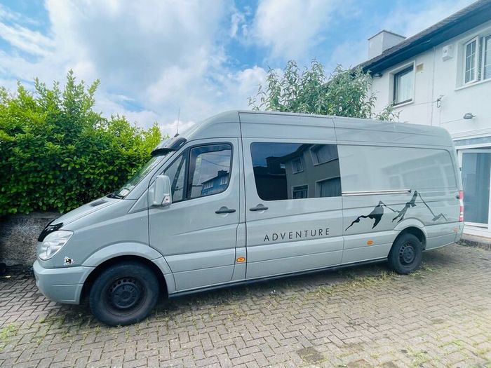 Mercedes Sprinter camper