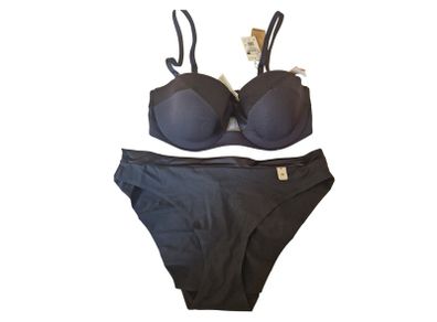 French lingerie Etam