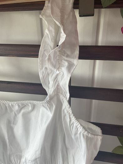 top H&M white 100% cotton top medium