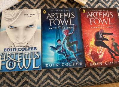 Eoin Colfer criminally good Artemis Fowl books