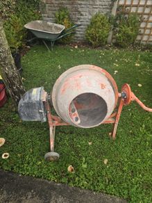 concrete mixer