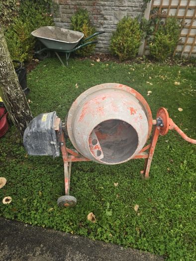 concrete mixer