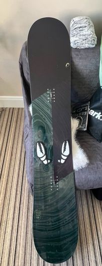 snowboard